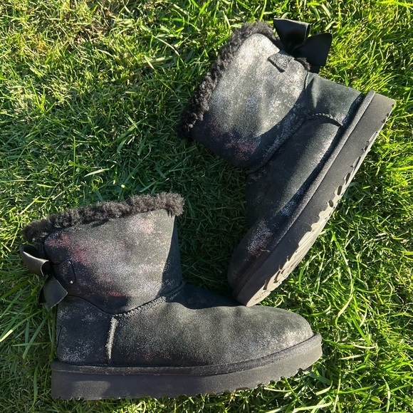 UGG Mini Bailey Bow Glimmer Plush Winter Boots Black Glitter Shimmer Size 5 GUC - Picture 10 of 14